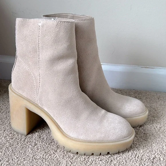 Dolce Vita Tan Suede Gum Sole Heeled Ankle Boots - Picture 1 of 9
